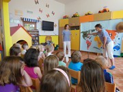 Divadlo Cestujeme kolem světa za pohádkou